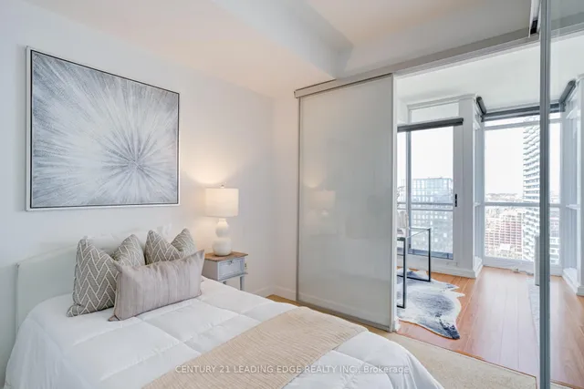 Additional image 40 of 25 Capreol Crt Unit 3206