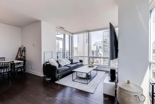 Additional image 4 of 80 John St Unit 2912