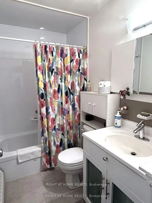 Additional image 16 of 346 The West Mall N/A Unit 603