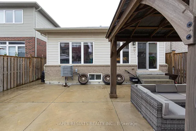 Additional image 39 of 97 Trafalgar Dr