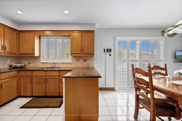 Additional image 15 of 157 Sunforest Dr