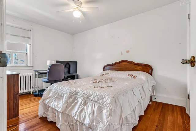 Additional image 22 of 416 Mortimer Ave