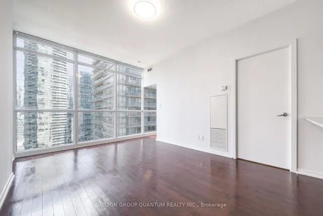 Additional image 6 of 65 Bremner Blvd Unit 2601