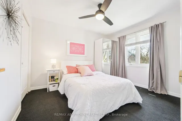 Additional image 17 of 1125 GRANDEUR Cres