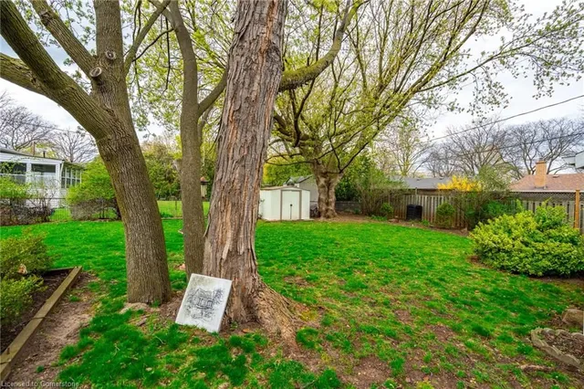 Additional image 47 of 611 Woodview Rd