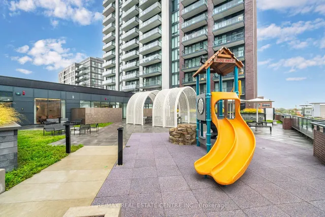 Additional image 34 of 130 River St Unit 501