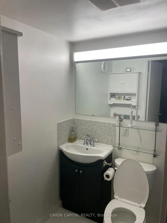 Additional image 15 of 720 Spadina Ave Unit 1011