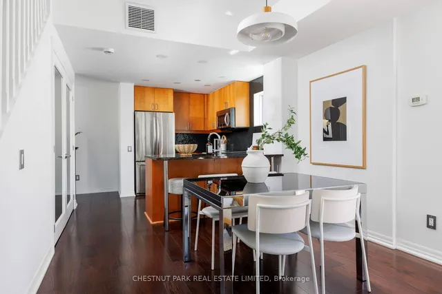 Additional image 10 of 901 Queen St Unit 228