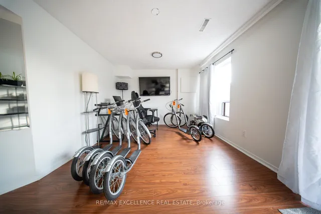 Additional image 18 of 35 Collins Cres Unit 34