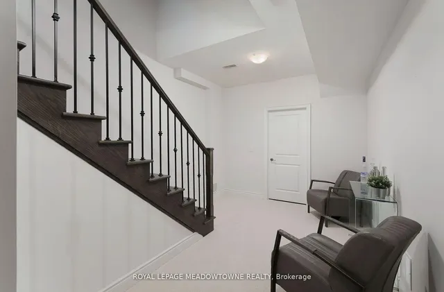 Additional image 37 of 3173 Millicent Ave