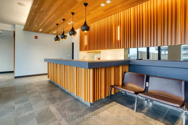 Additional image 29 of 8 Dovercourt Rd Unit 613