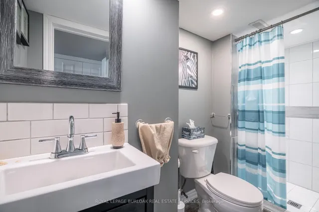 Additional image 22 of 3 Banff Dr