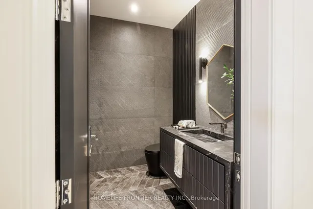 Additional image 6 of 44 Alexandra Blvd