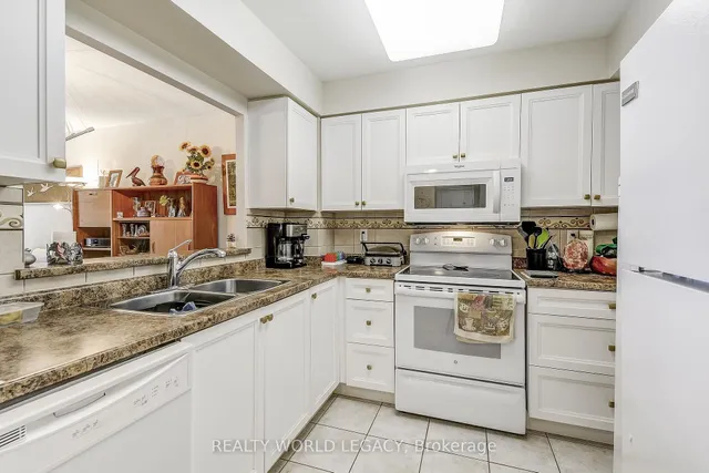 Additional image 6 of 100 Burloak Dr Unit 1212