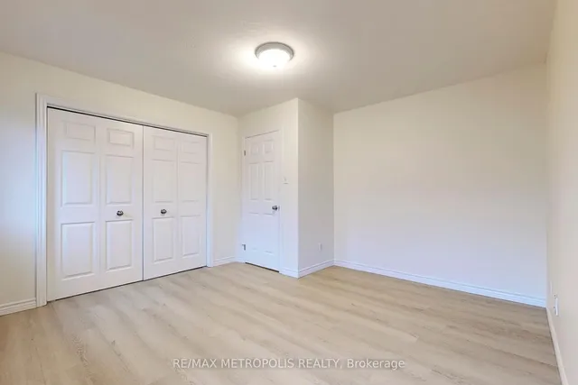 Additional image 23 of 10 FOXGLOVE Cres Unit 22