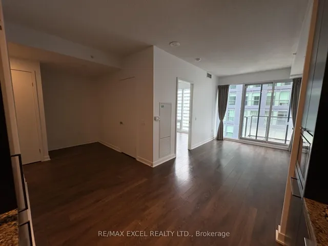 Additional image 3 of 125 Blue Jays Way Unit 4009