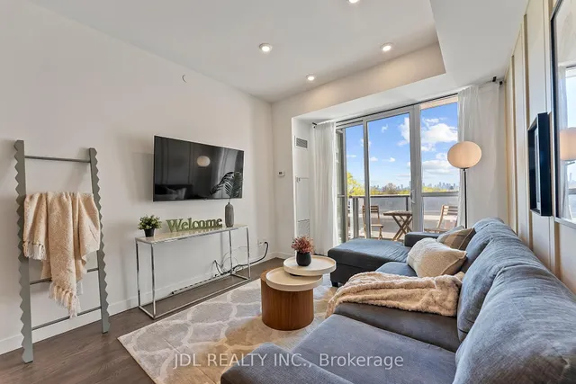 Additional image 4 of 2055 Danforth Ave Unit 301