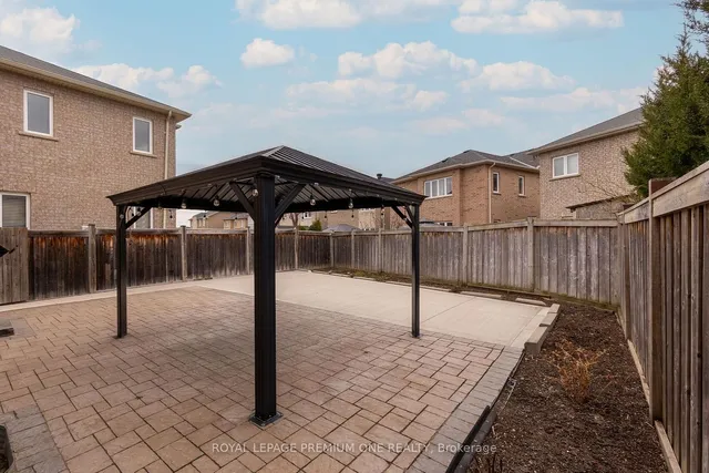 Additional image 38 of 8 Templeton Crt