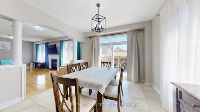 Additional image 17 of 33 Garryoaks Dr