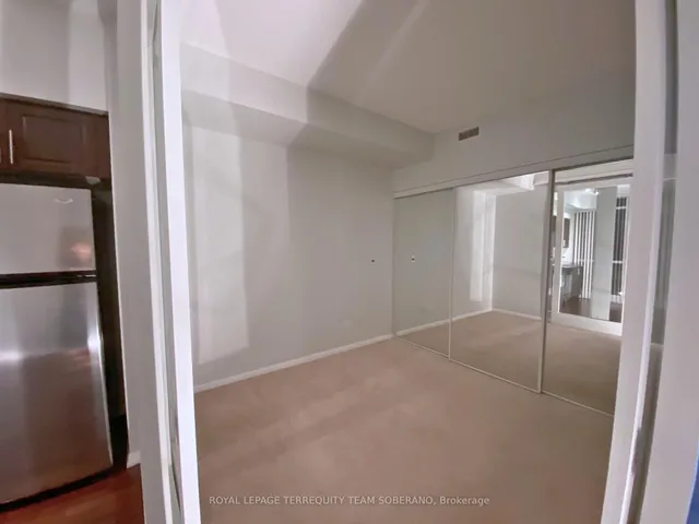 Additional image 6 of 209 Fort York Blvd Unit 770