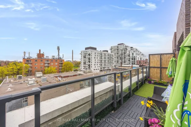 Additional image 25 of 1630 Queen St Unit 507