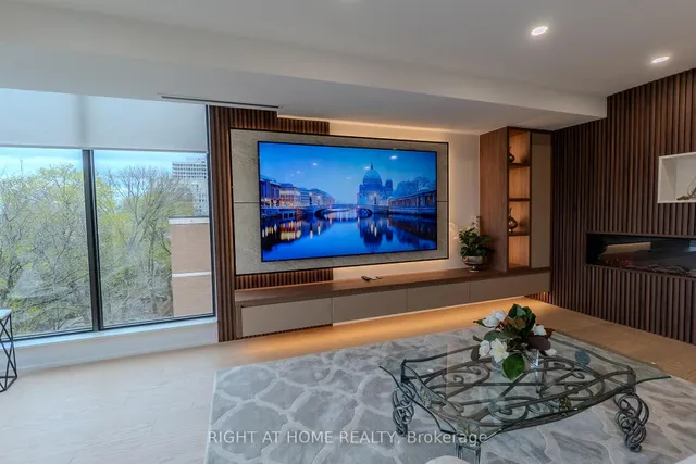 Additional image 2 of 447 Walmer Rd Unit 608