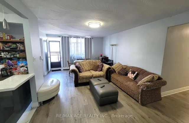 Additional image 5 of 825 Kennedy Rd Unit 506