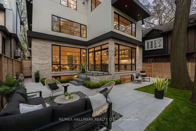 Additional image 40 of 138 Balsam Ave