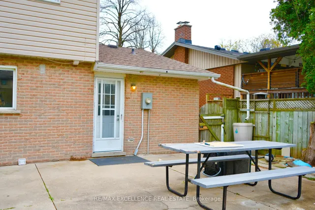 Additional image 28 of 68 Parkview Cres