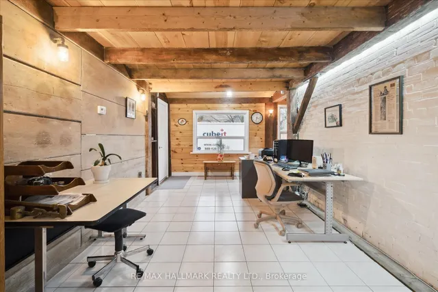 Additional image 26 of 2577 Kennedy Rd