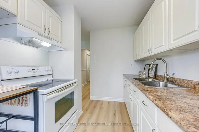 Additional image 11 of 56 Golden Orchard Dr