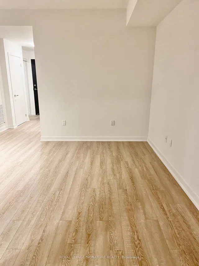 Additional image 5 of 250 Lawrence Ave Unit 316