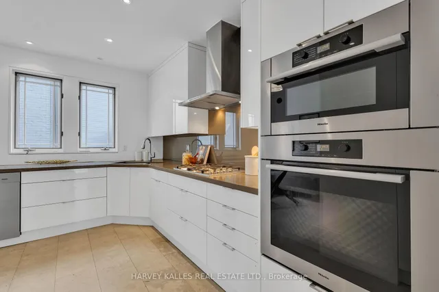 Additional image 16 of 111 Strathallan Blvd