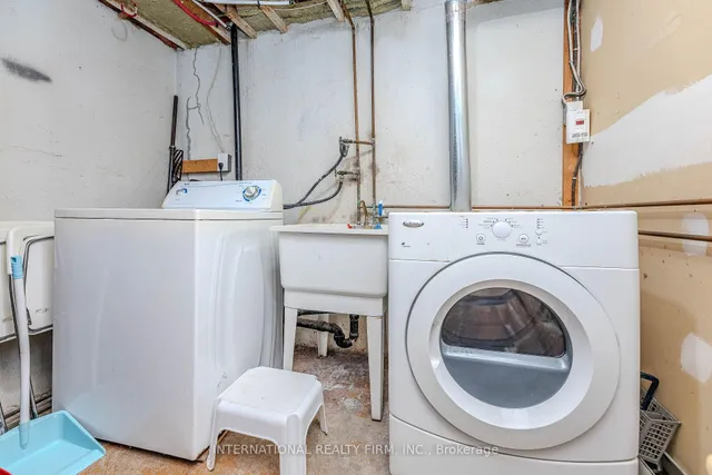 Additional image 42 of 1291 Consort Cres