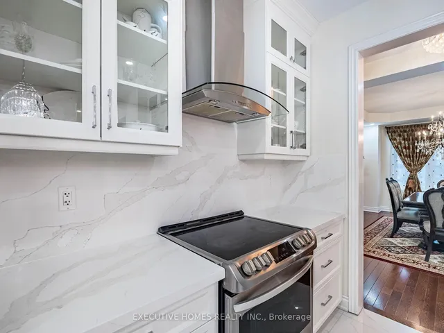 Additional image 13 of 1 Orangeblossom Tr