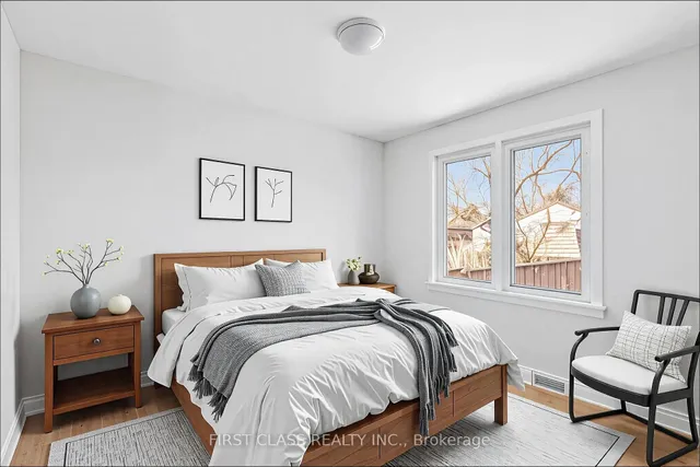 Additional image 4 of 196 Acton Ave