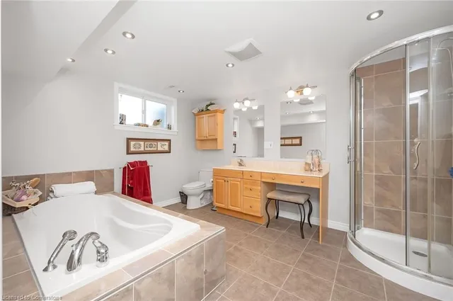 Additional image 32 of 1296 Headon Rd