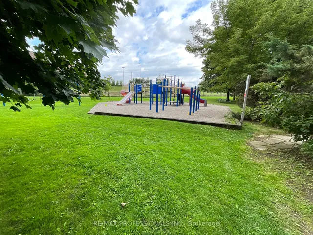 Additional image 37 of 551 The West Mall N/A Unit 1622