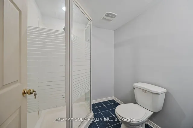 Additional image 39 of 8 Willow Park Dr