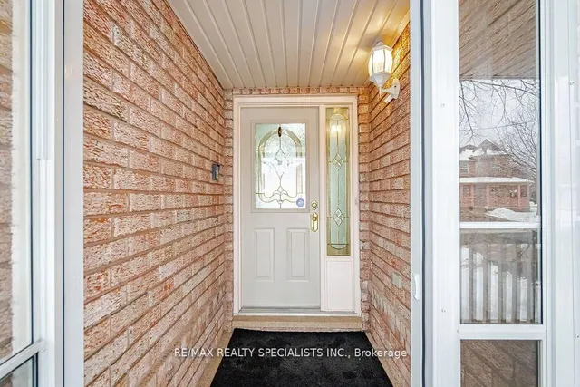 Additional image 2 of 8 Upshall Dr