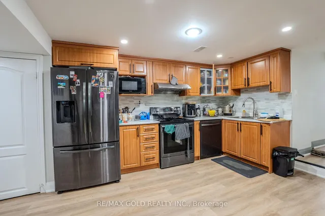 Additional image 31 of 3397 Cawthra Rd