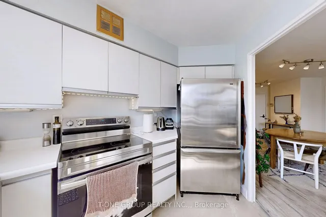 Additional image 13 of 25 Maitland St Unit 1212