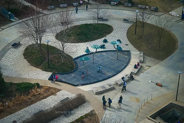 Additional image 17 of 386 Yonge St Unit 1021