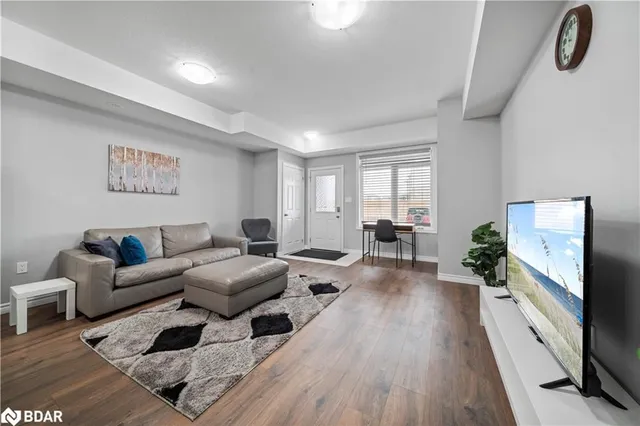 Additional image 4 of 182 Oat Lane