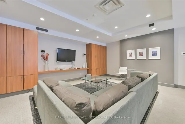 Additional image 22 of 23 Brant St Unit 601