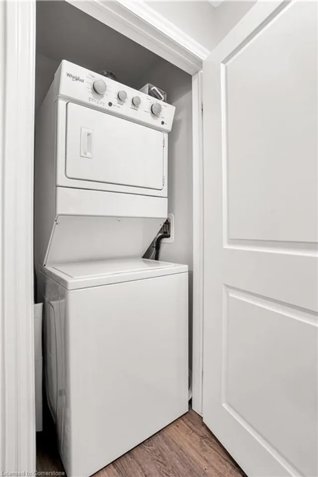 Additional image 32 of 195 Commonwealth St Unit 403