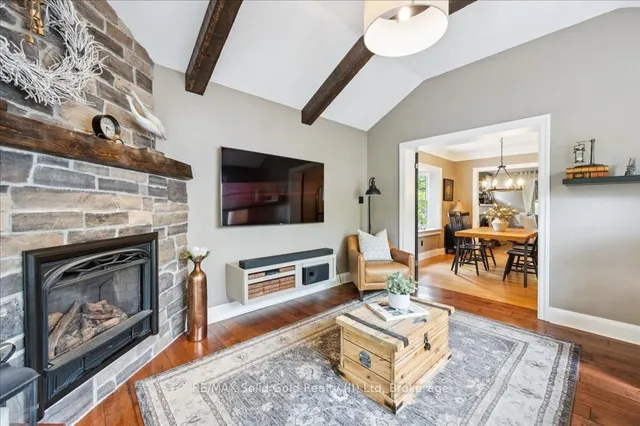 Additional image 14 of 16 Earl St