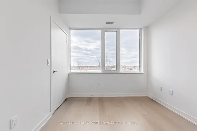 Additional image 13 of 859 The Queensway N/A Unit 313