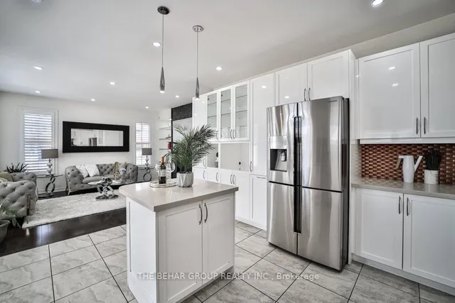 Additional image 14 of 37 Young Dr