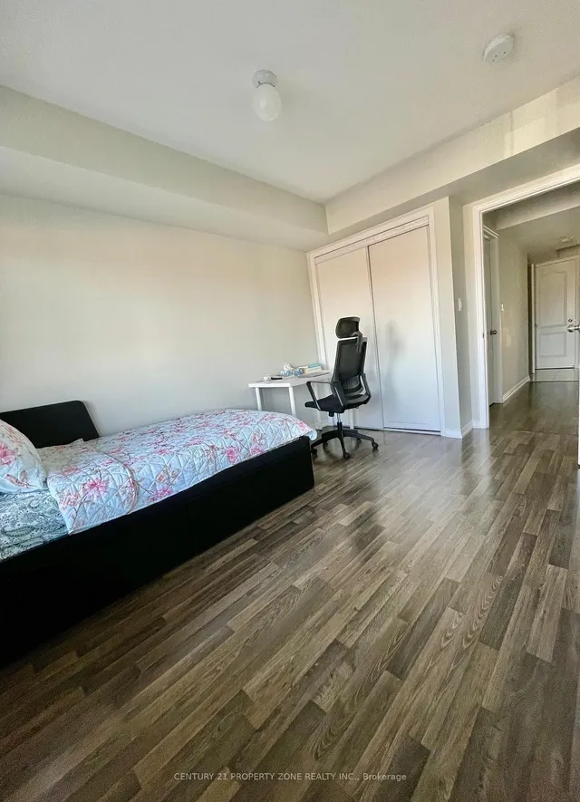 Additional image 13 of 2500 Post Rd Unit 20